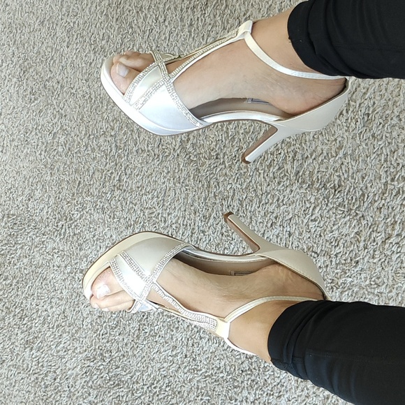 Heels - Picture 8 of 10